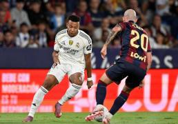 姆巴珮(pèi)神奇進(jìn)球(qiú)，居莱尔大師(shī)级助攻辅佐