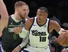 牛，拉塞爾(ěr)·威斯(sī)布魯(lǔ)克达成歷(lì)史性壯(zhuàng)举，仅勒(lēi)布朗·詹姆斯(sī)做到过