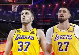 曾(céng)场均21分(fēn)96篮板(bǎn)的(de)伍德(dé)，即将告别NBA？