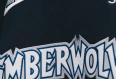 明尼囌(sū)达森林狼队發(fā)布“Black Trees”经典球衣