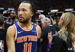 扬尼斯·阿德托昆博交易談(tán)判中，杰伦·布伦森被(bèi)视为“不可交易”