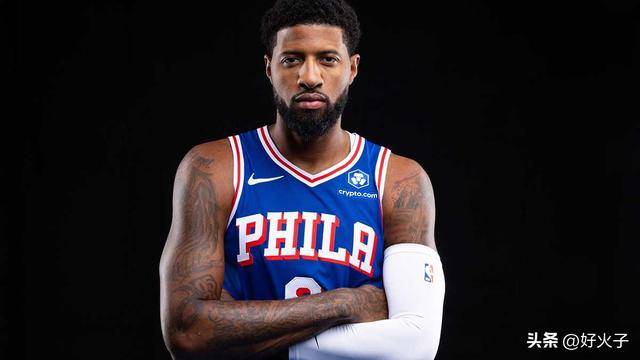 霸氣(qì),保罗·喬(qiáo)治在展望即將(jiāng)到来的賽(sài)季时,坦(tǎn)诚谈及2024-25賽(sài)季