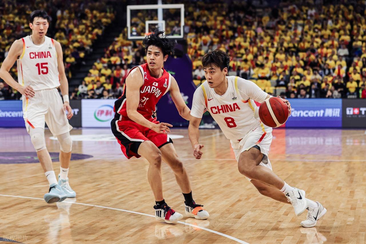 男籃(lán)亚洲盃(bēi)赛程表!中國(guó)男籃(lán)赛程时间公(gōng)布,CCTV5直播中國(guó)男籃(lán)!