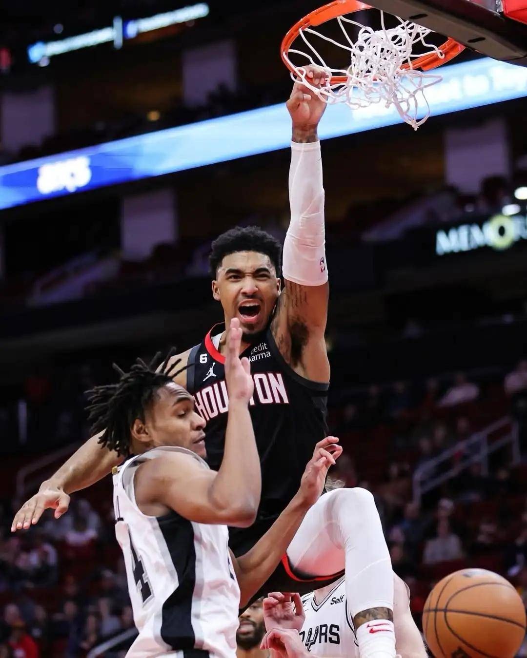 正式裁掉！无球可打！NBA状元把儿子坑(kēng)了(le)