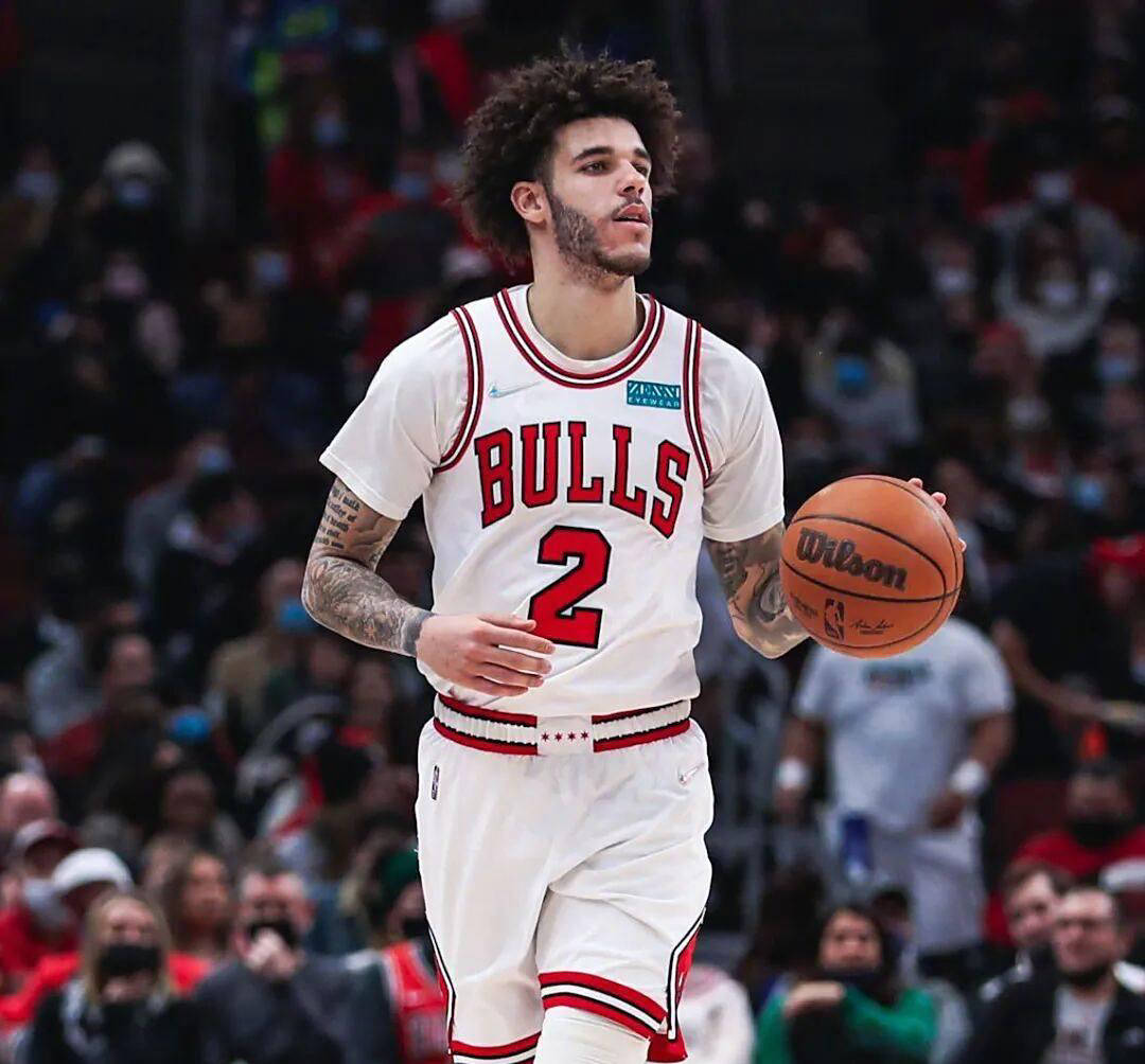 NBA榜眼新(xīn)秀首秀!從(cóng)数据看(kàn)球员转会详情