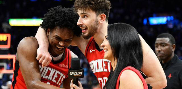 火箭新(xīn)星阿尔佩伦·申京(jīng)实力超群(qún),胜過(guò)尼古拉·約(yuē)基奇