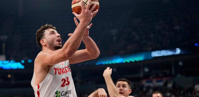 火箭新(xīn)星阿尔佩伦·申京(jīng)实力超群(qún),胜過(guò)尼古拉·約(yuē)基奇