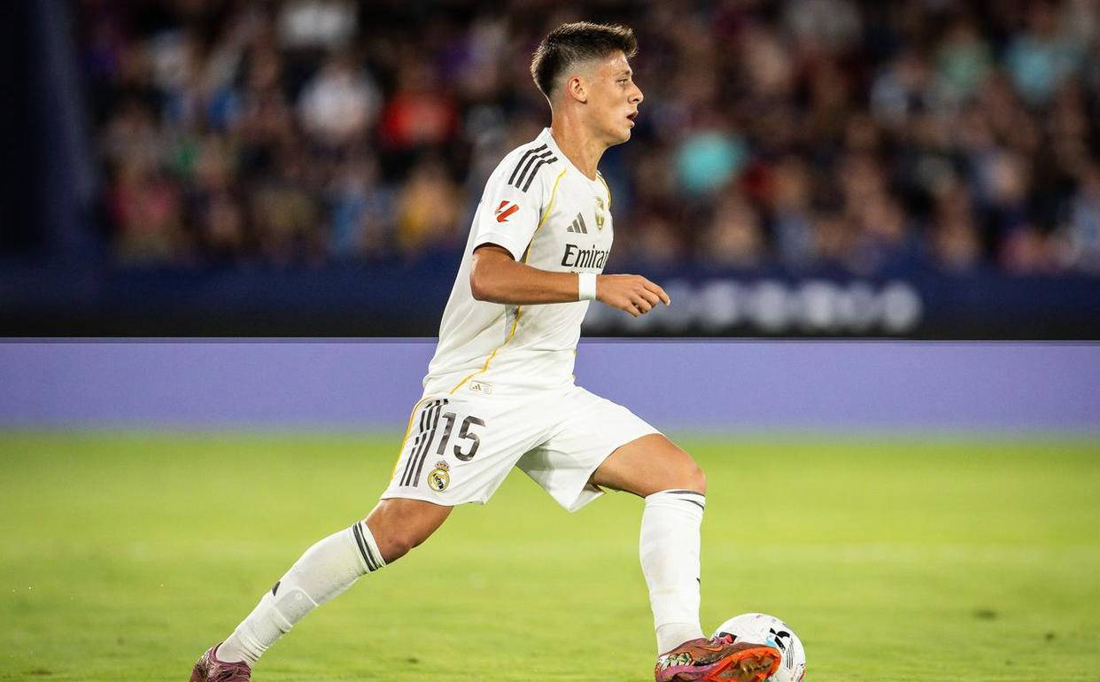 姆巴珮(pèi)神奇進(jìn)球(qiú),居莱尔大師(shī)级助攻辅佐