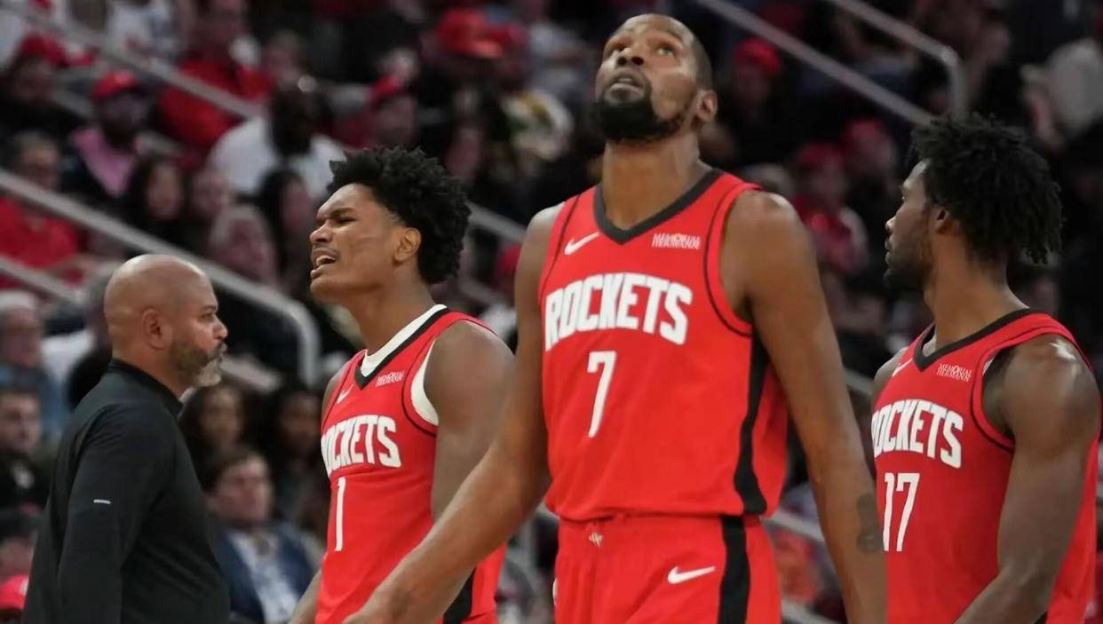 NBA最新戰(zhàn)况！火箭紧追湖(hú)人(rén)胜差(chà)仅1.5场，勇(yǒng)士(shì)慘(cǎn)败落(luò)第9