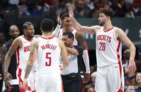 NBA最新戰(zhàn)况！火箭紧追湖(hú)人(rén)胜差(chà)仅1.5场，勇(yǒng)士(shì)慘(cǎn)败落(luò)第9